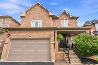 71 Beckett Crescent • Clarington, ON photo 2