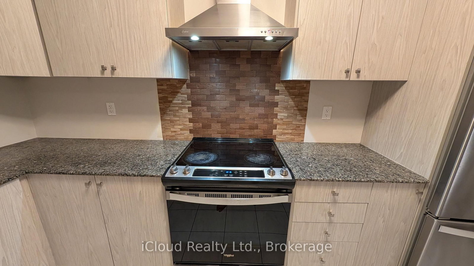 73 Douet Lane • Ajax, ON photo 2