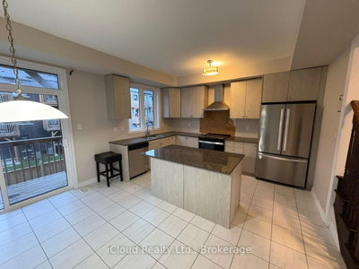 73 Douet Lane • Ajax, ON photo 4