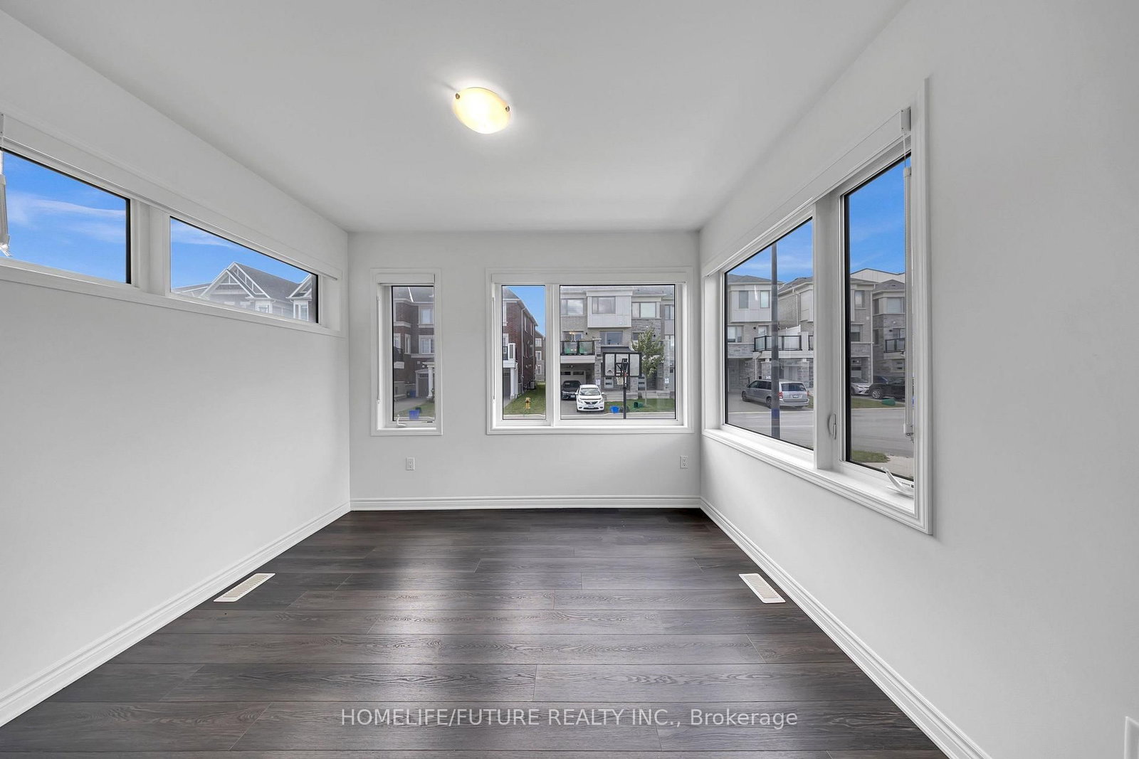 3379 Swordbill Street • Pickering, ON photo 5