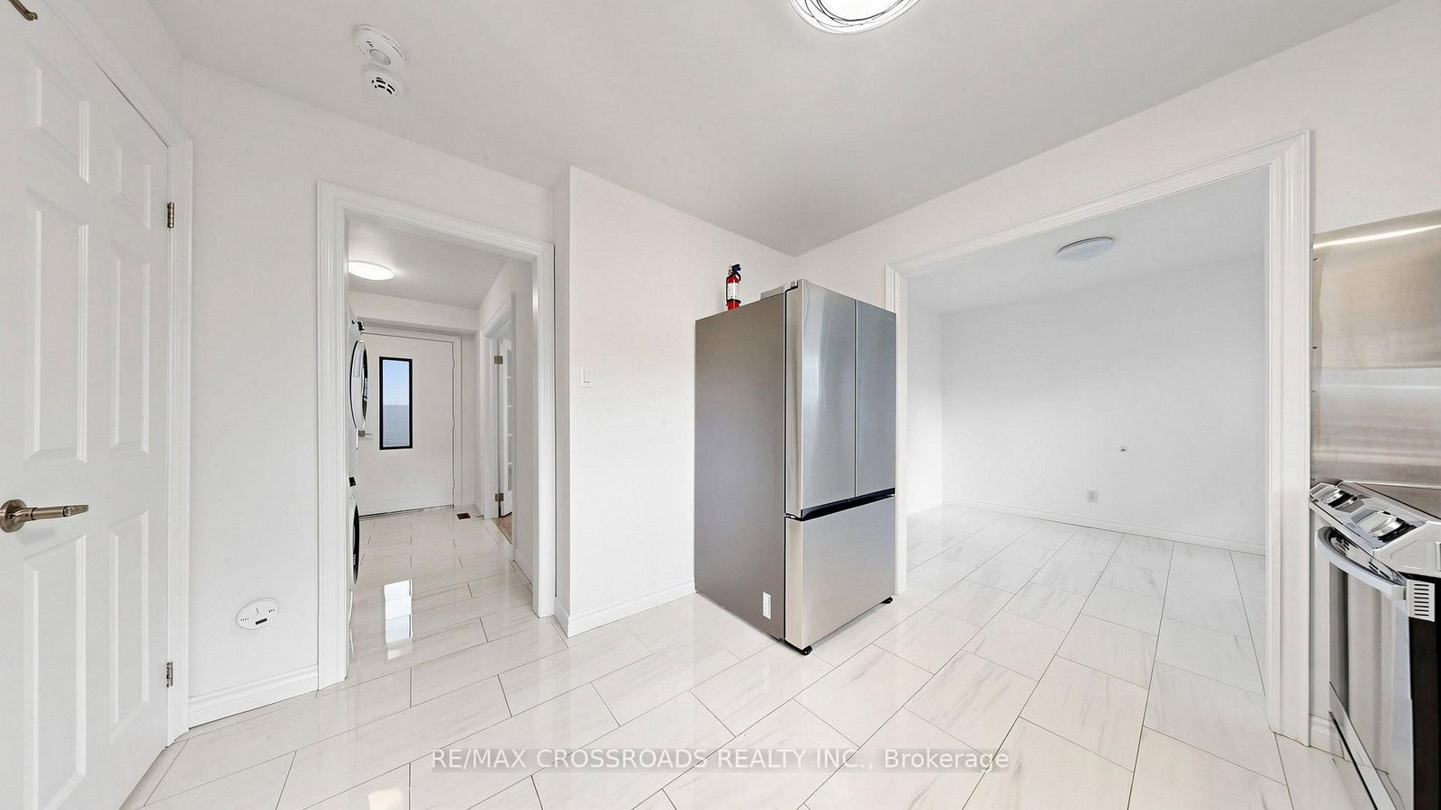 36 United Square • Toronto, ON photo 14