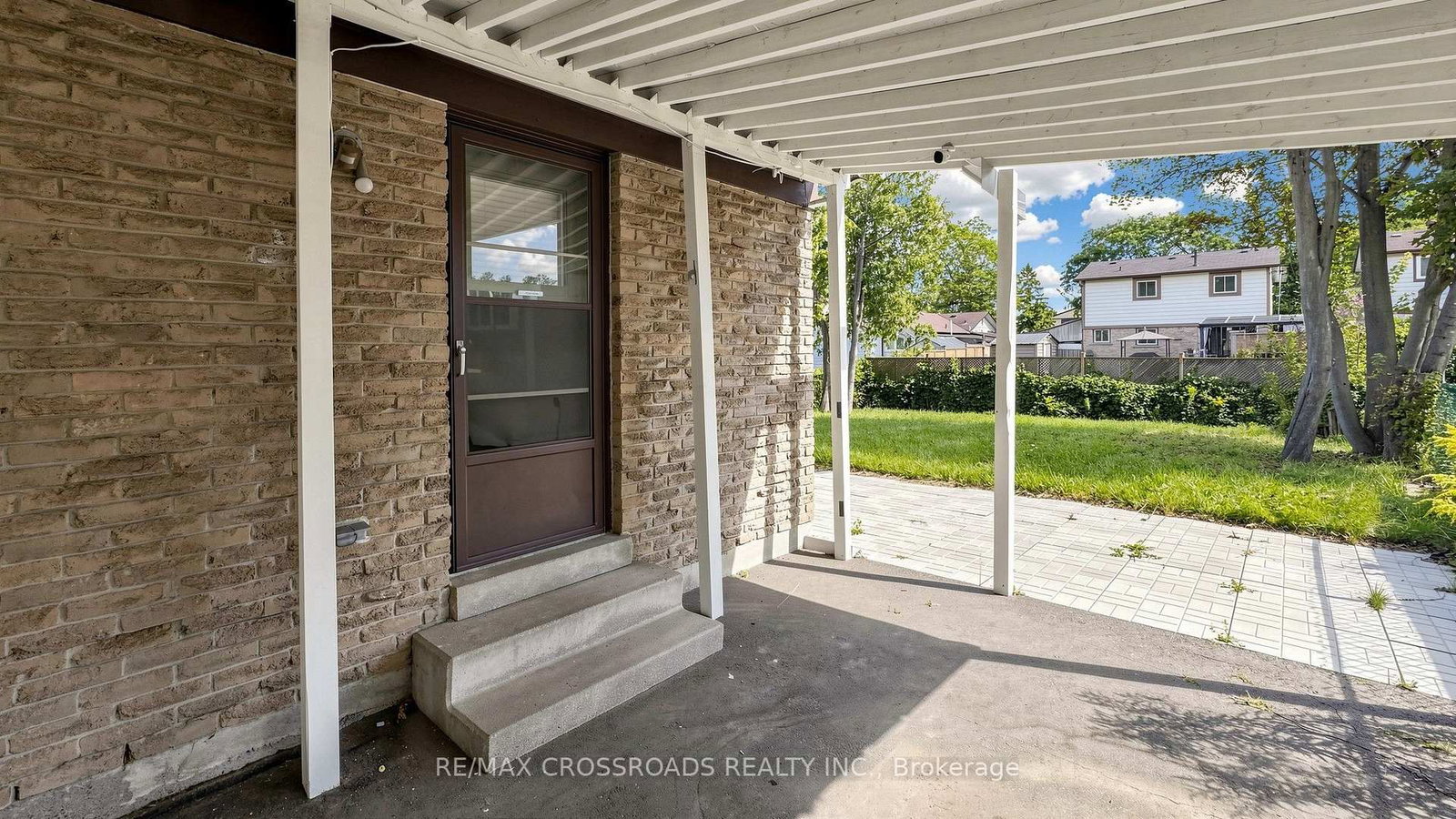 36 United Square • Toronto, ON photo 24