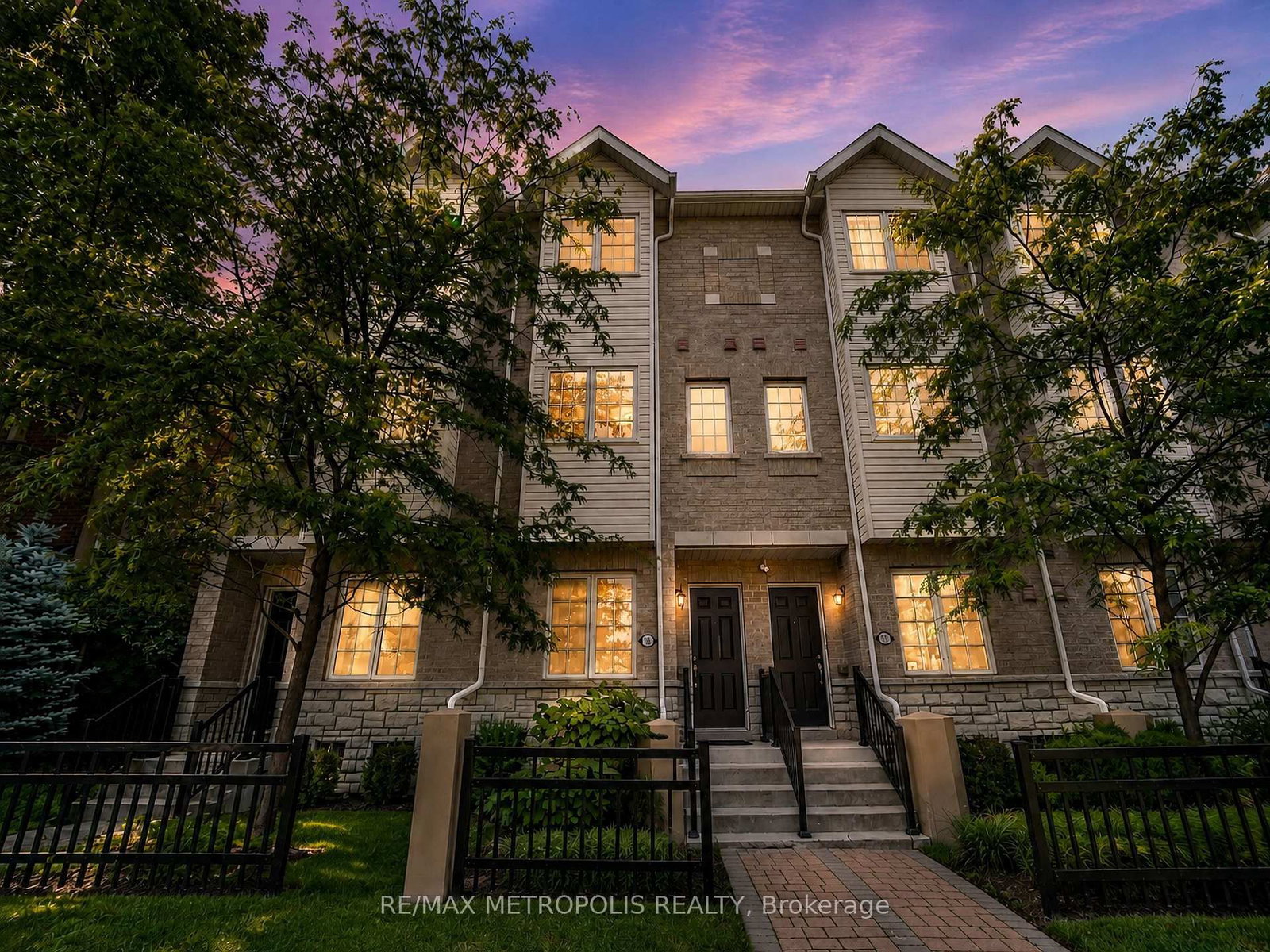 3767B St Clair Avenue E • Toronto, ON photo 5