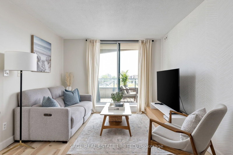 401 - 1765 Queen Street E