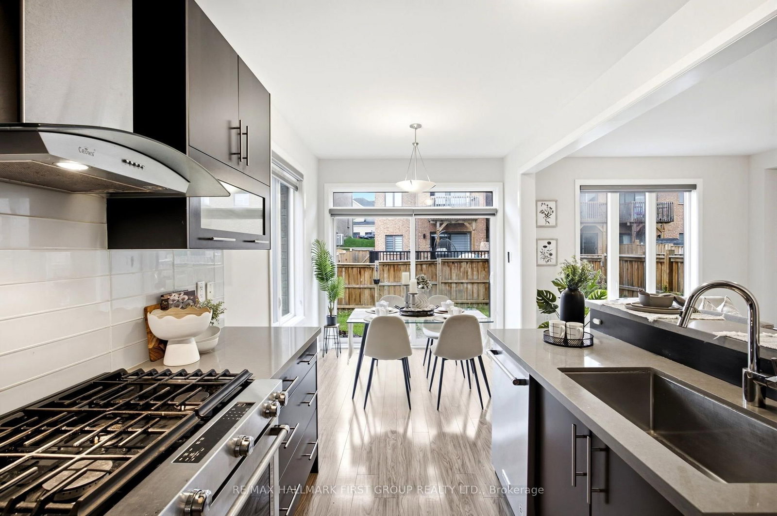 142 Vanier Street • Whitby, ON photo 14