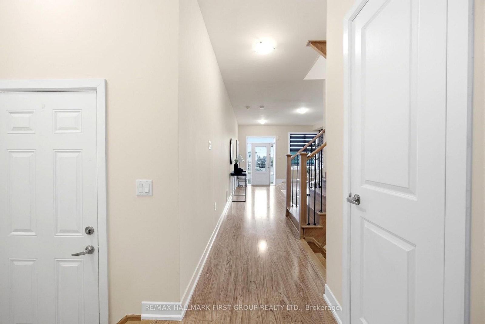 142 Vanier Street • Whitby, ON photo 6