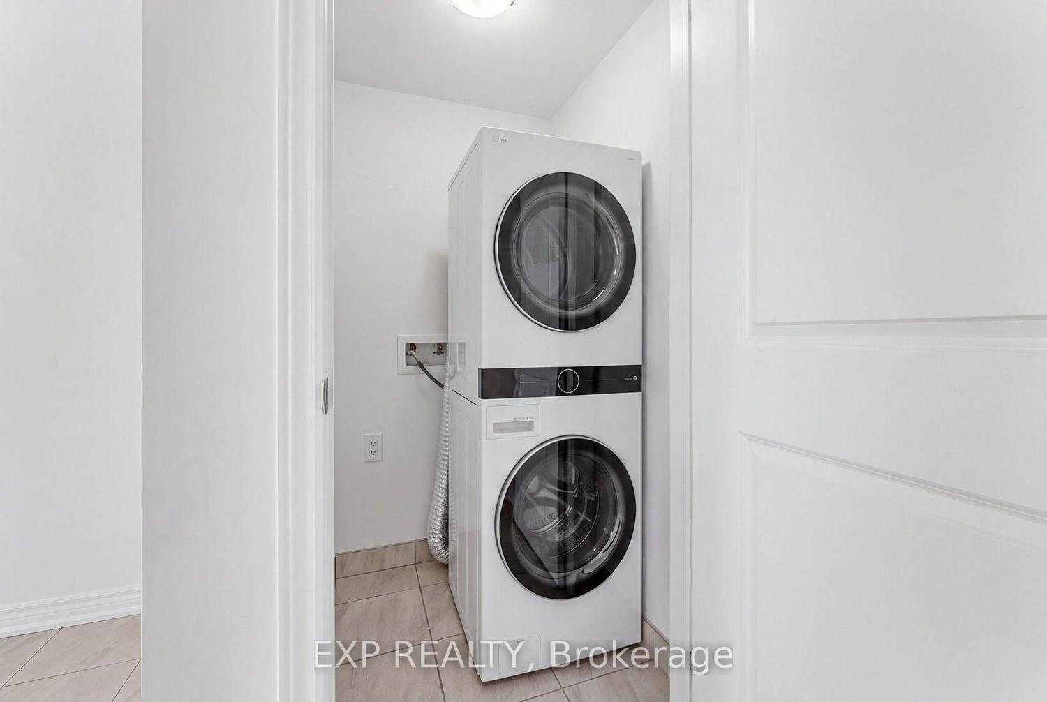 388 Okanagan Path • Oshawa, ON photo 12