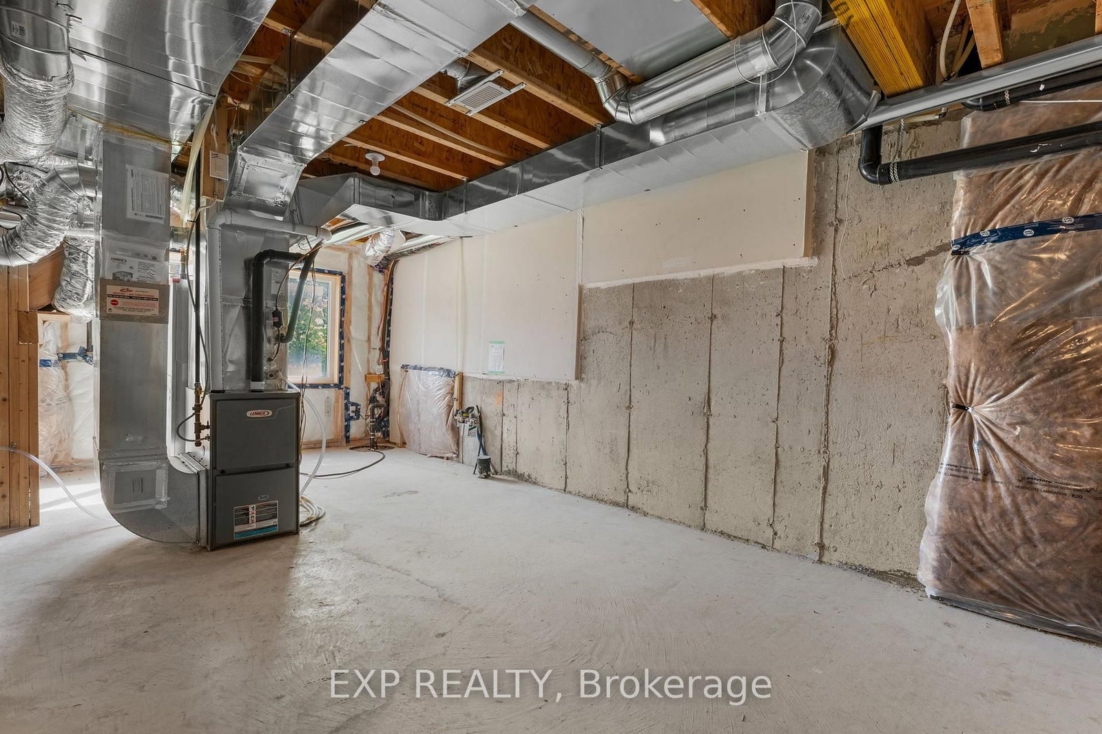 388 Okanagan Path • Oshawa, ON photo 23