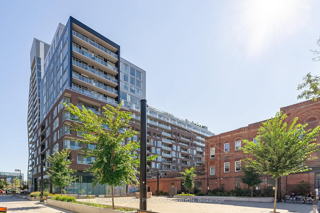 612 - 30 Baseball Place