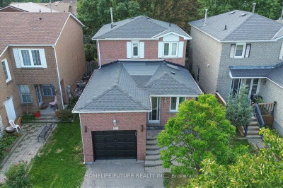 32 Marshall Crescent