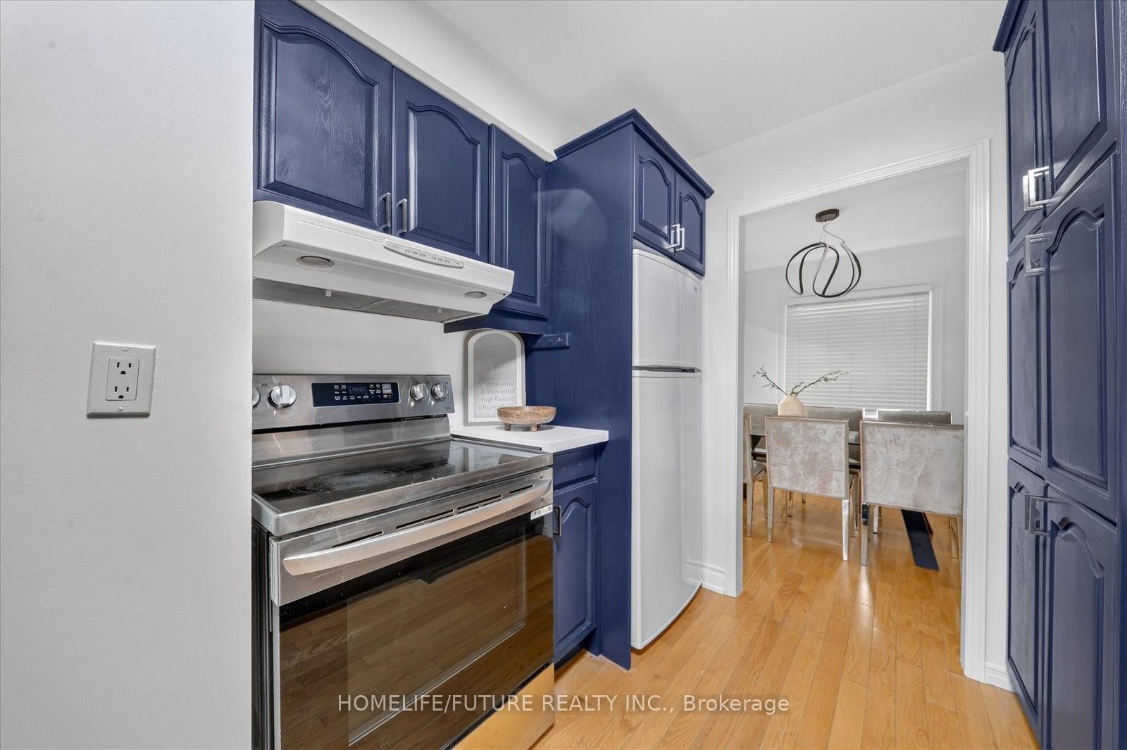 32 Marshall Crescent • Ajax, ON photo 14