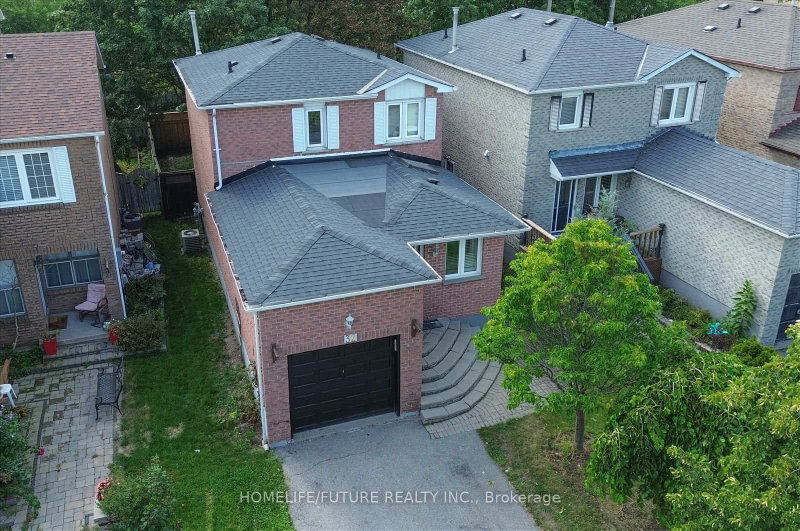 32 Marshall Crescent