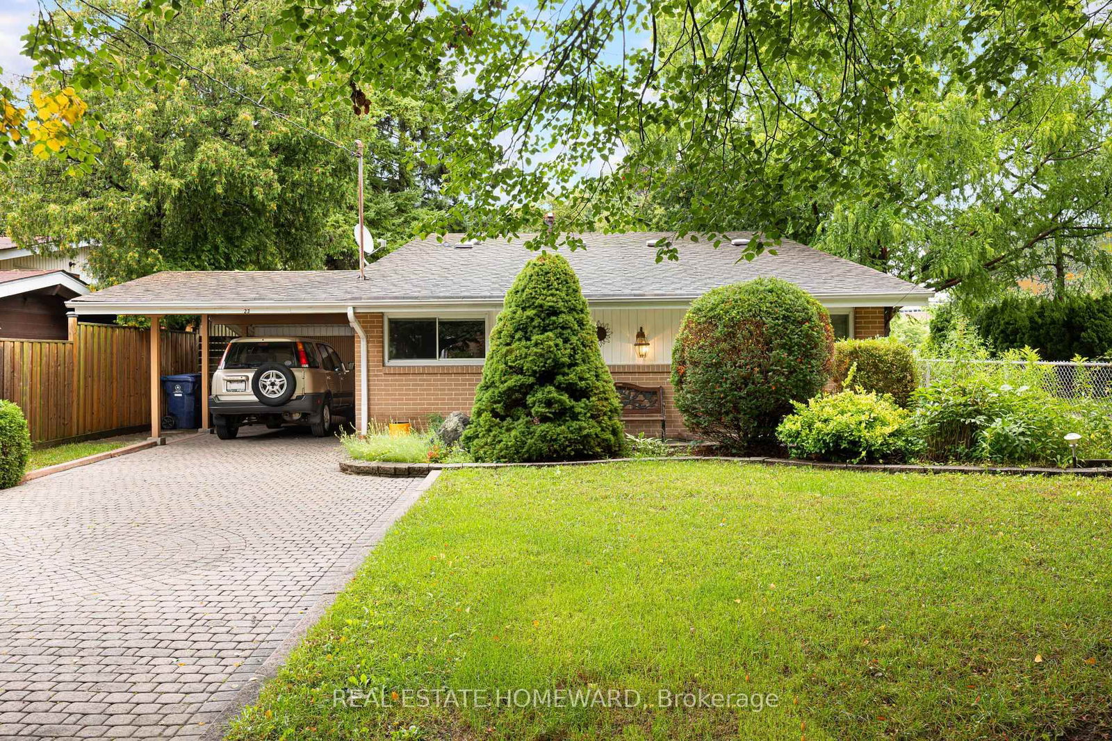 23 Norbury Crescent, Toronto, ON