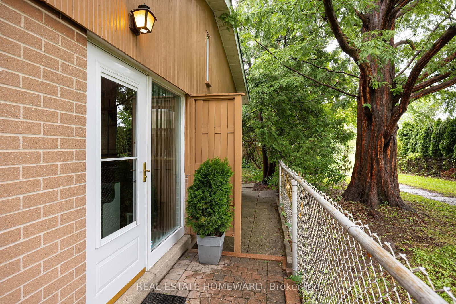 23 Norbury Crescent • Toronto, ON photo 25