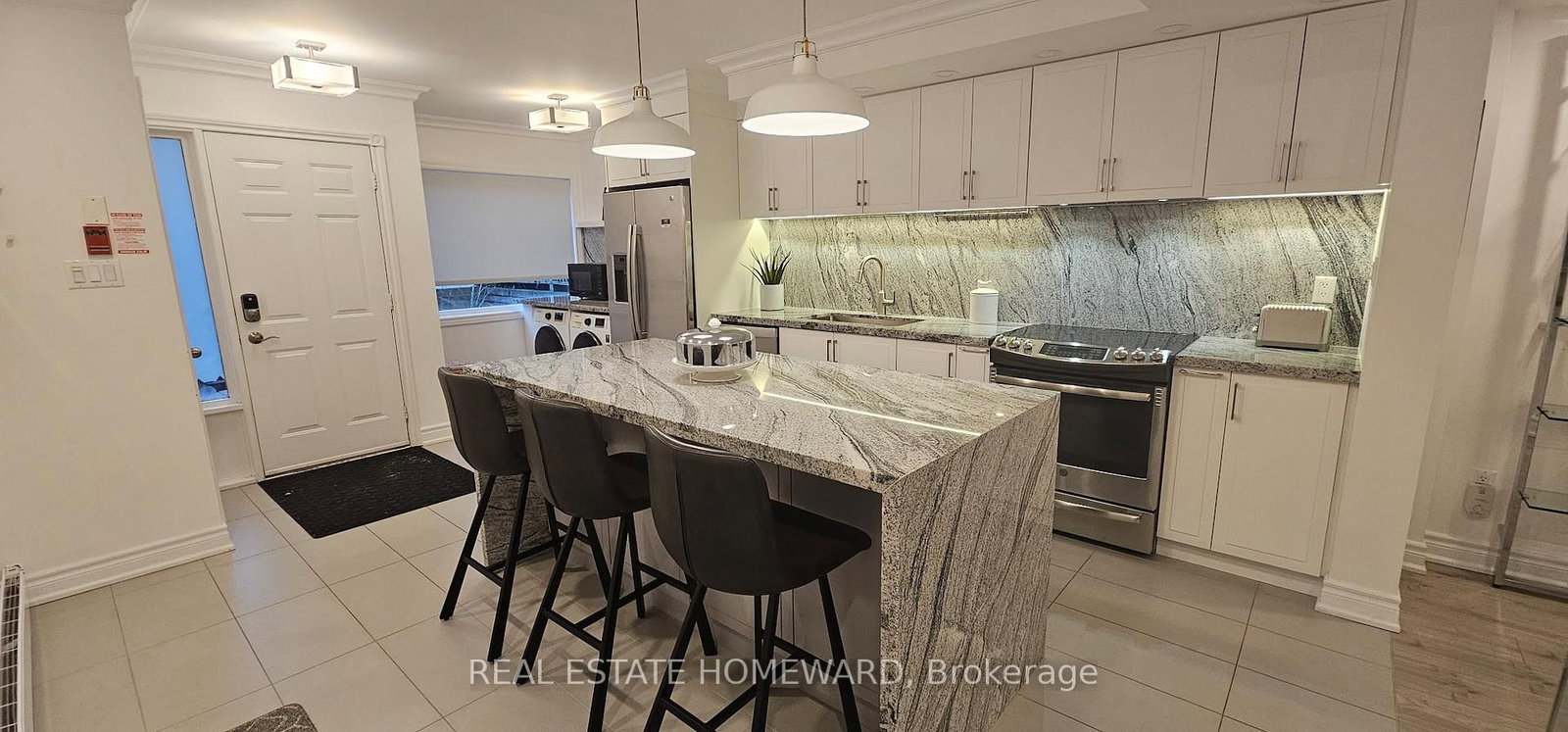 122 Glen Manor Drive • #5 • Toronto, ON photo 3