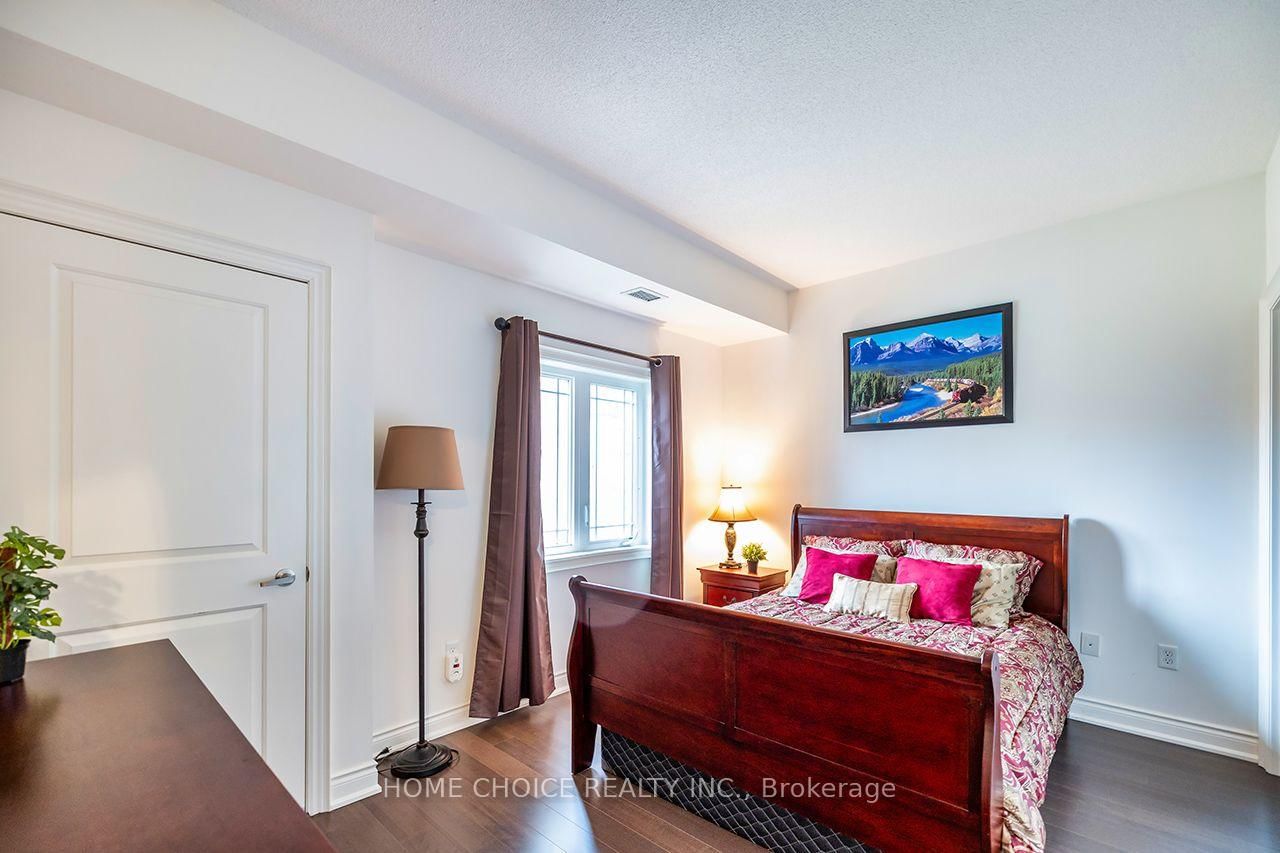 1 Sidney Lane • #105 • Clarington, ON photo 16
