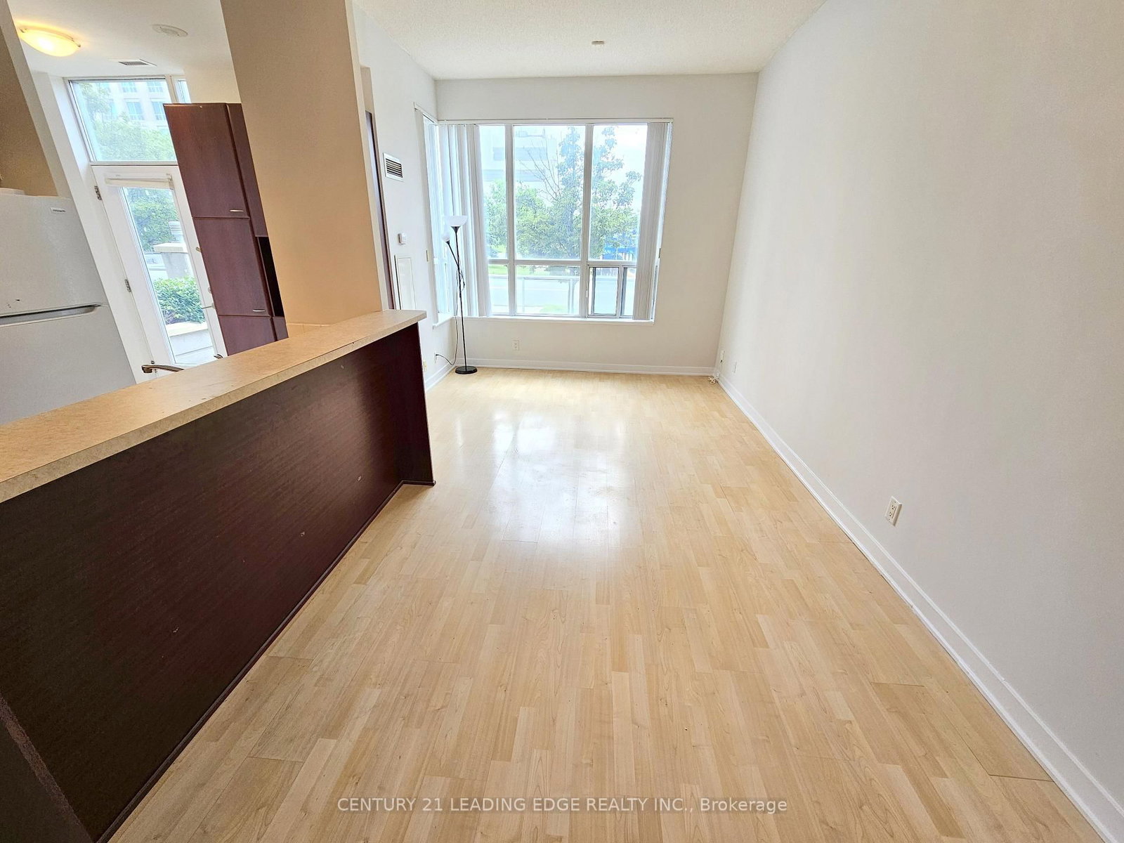 TH120-38 Lee Centre Dr, Toronto, view 14