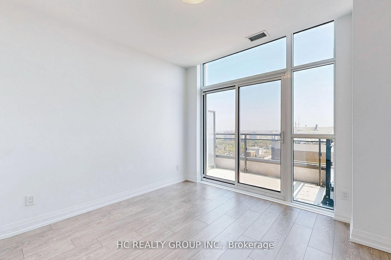 286 Main Street • #PH07 • Toronto, ON photo 11