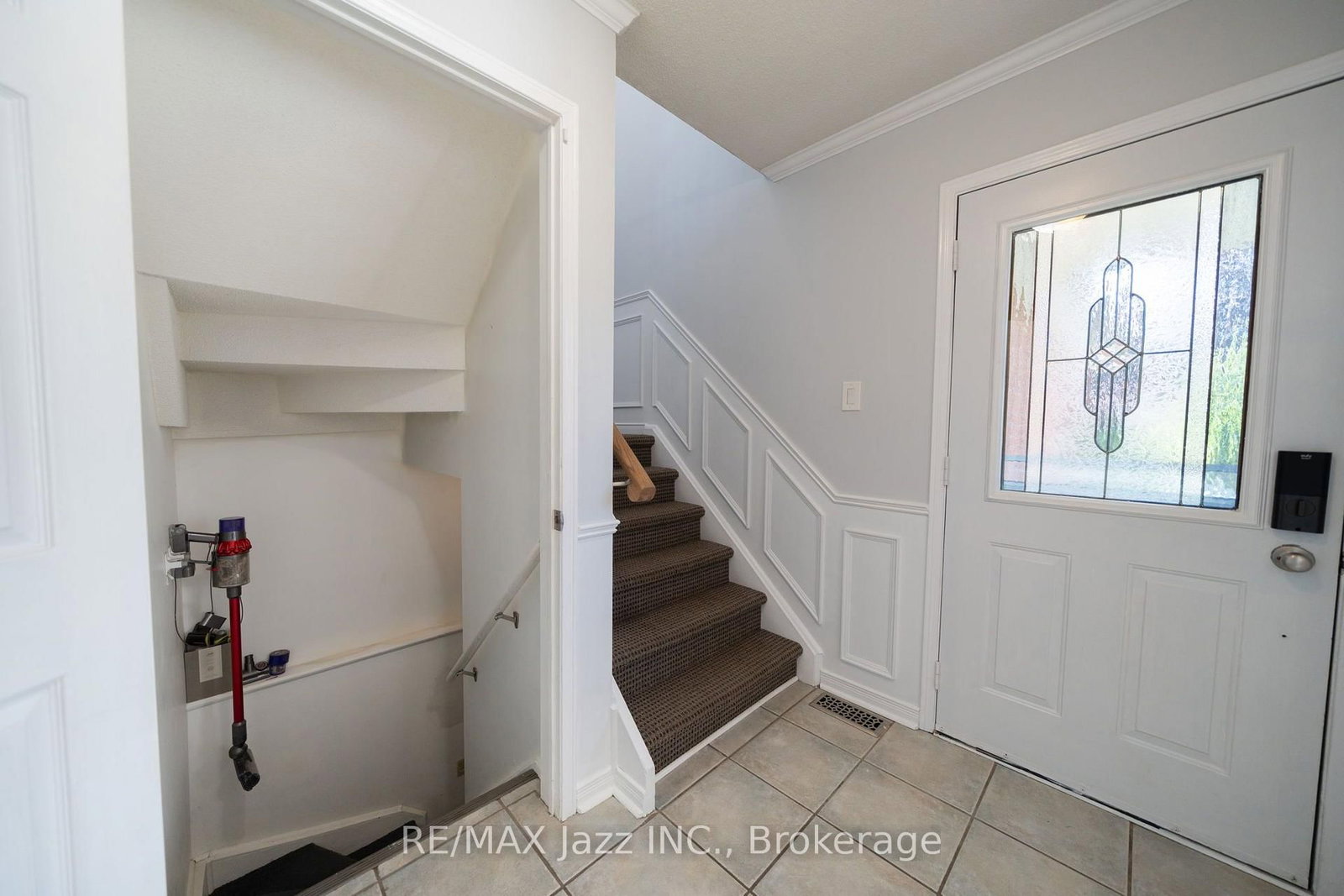 110 Freeland Avenue • Clarington, ON photo 32