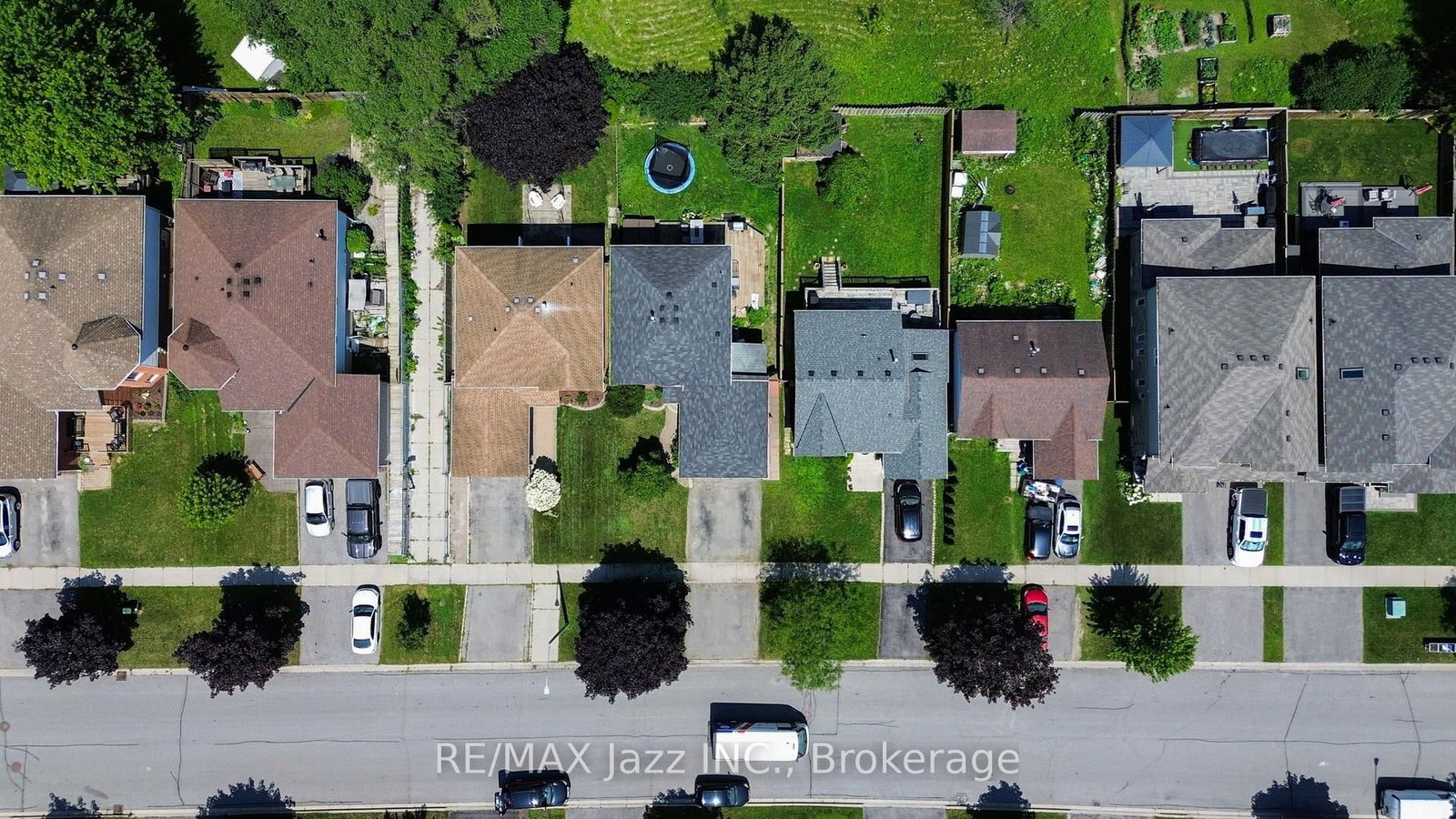 110 Freeland Avenue • Clarington, ON photo 49