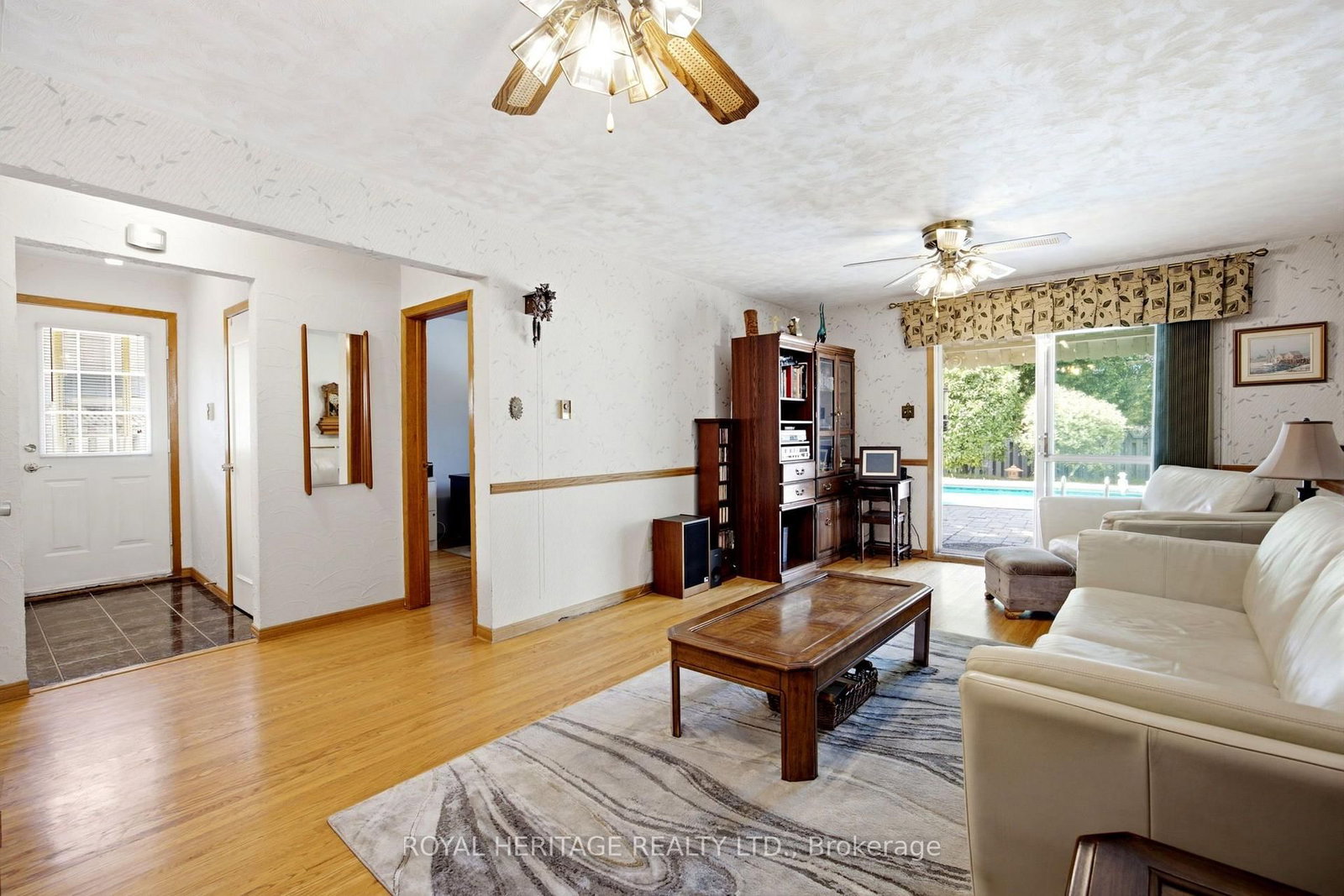 394 Amstel Court • Oshawa, ON photo 20