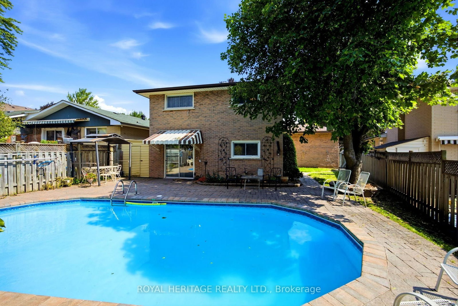 394 Amstel Court • Oshawa, ON photo 36