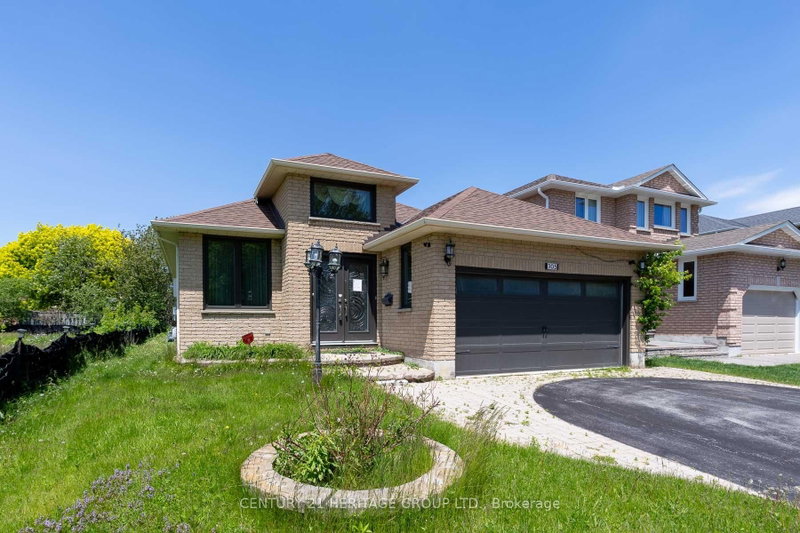 305 Sandringham Drive