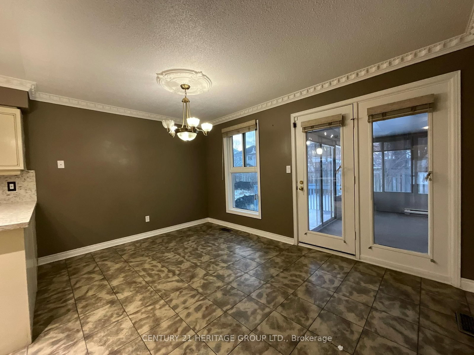 305 Sandringham Drive • Clarington, ON photo 20