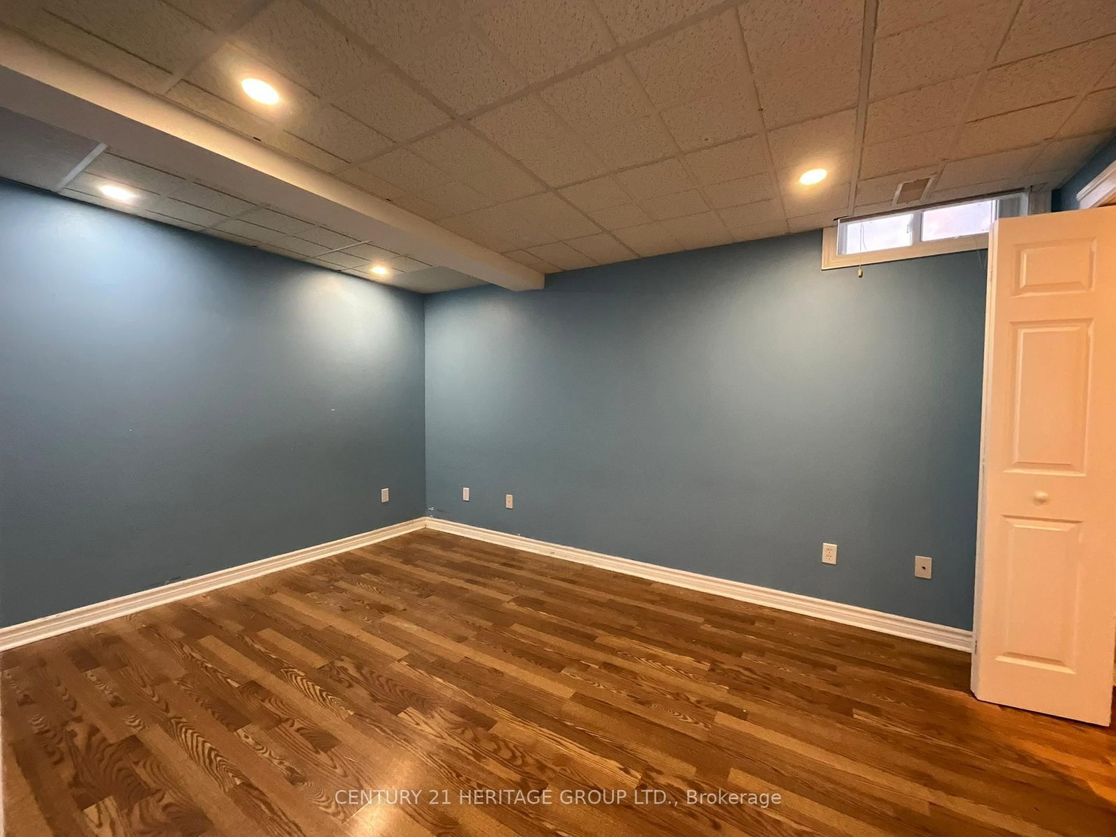 305 Sandringham Drive • Clarington, ON photo 29