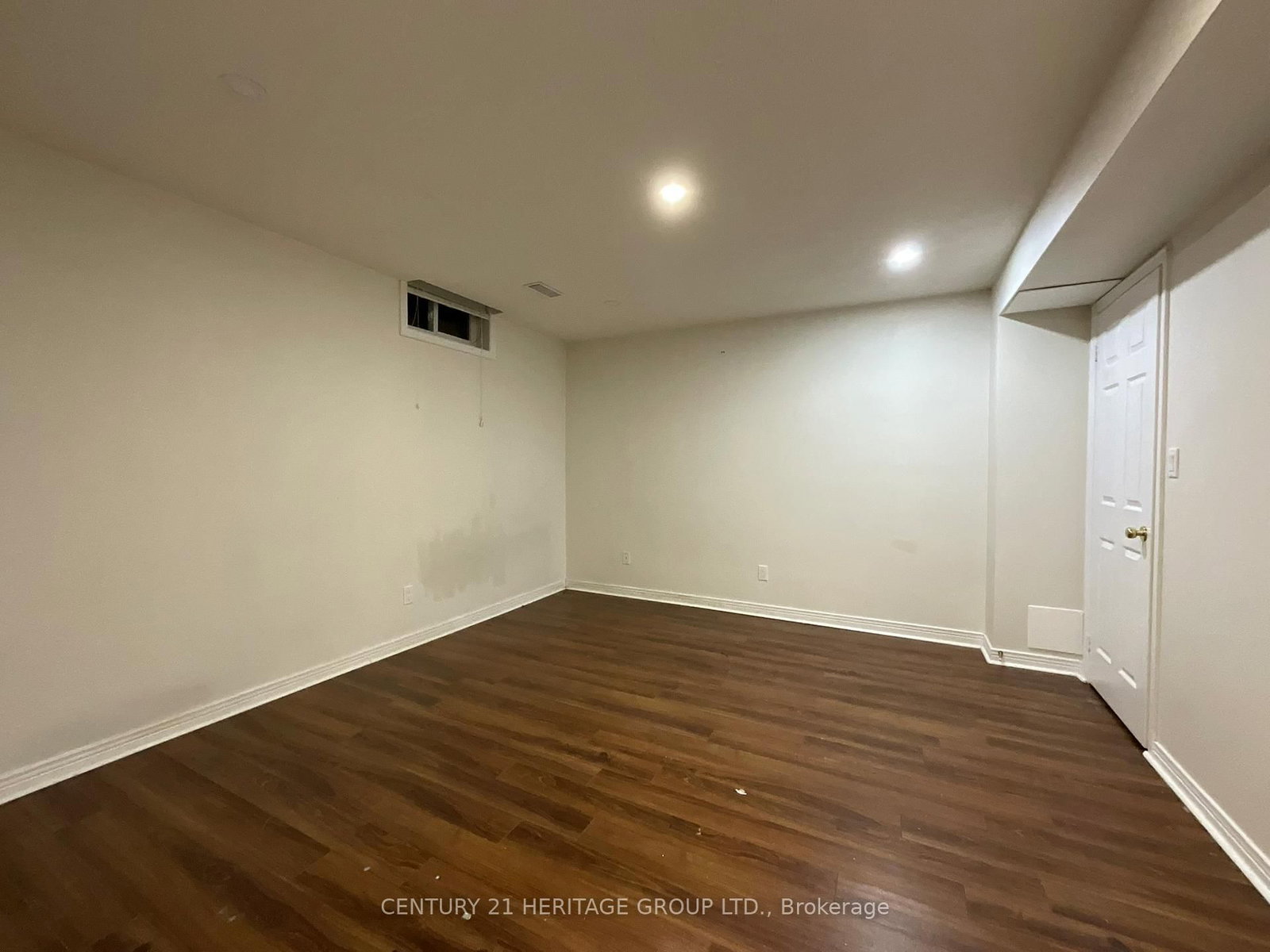 305 Sandringham Drive • Clarington, ON photo 32