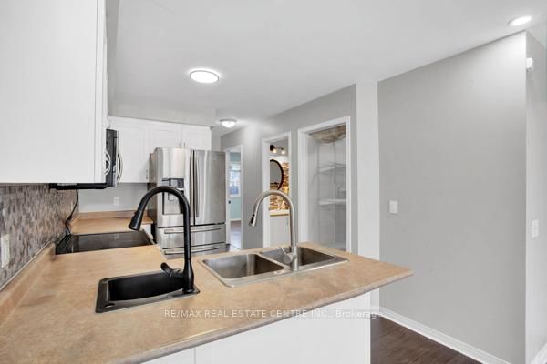 58 Avenue Street • Oshawa, ON photo 10