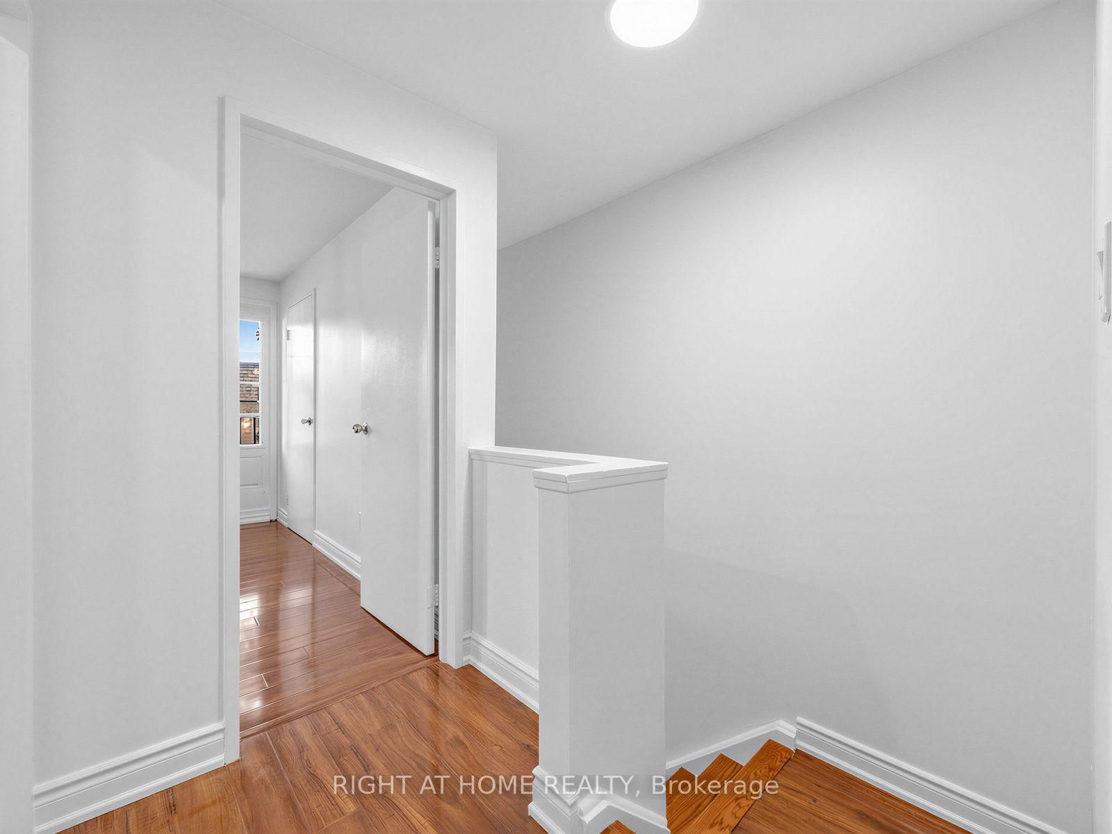 336 Sprucewood Court • Toronto, ON photo 21