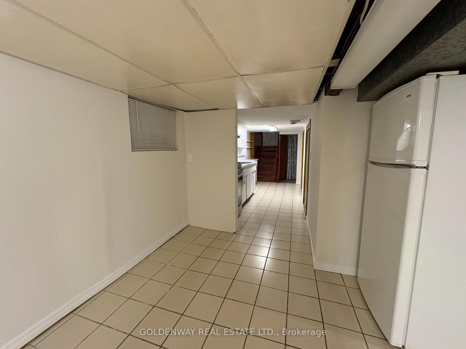 327 Springdale Boulevard • Toronto, ON photo 21