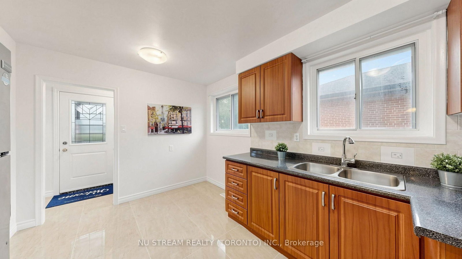 1356 Tatra Drive • Pickering, ON photo 12