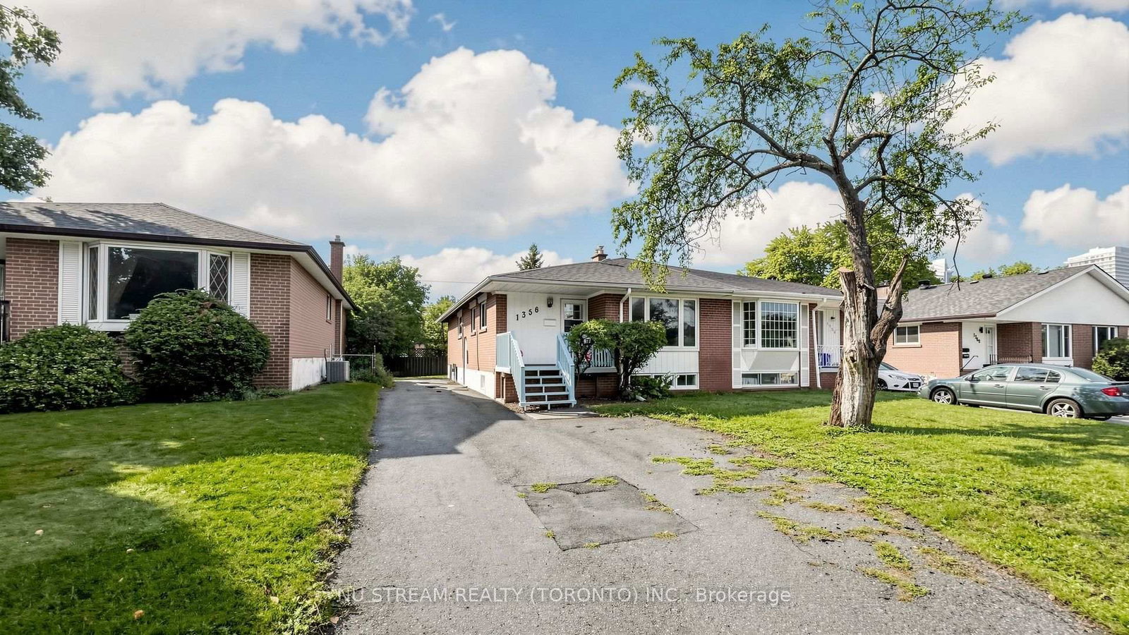 1356 Tatra Drive • Pickering, ON photo 2