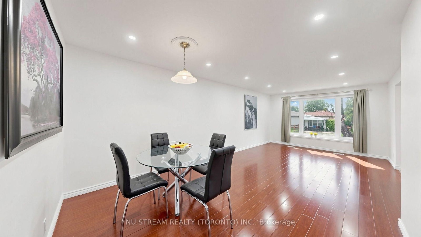 1356 Tatra Drive • Pickering, ON photo 4