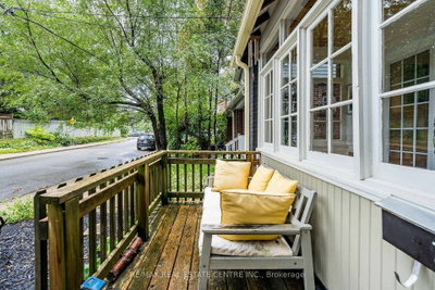 14 Wildwood Crescent • Toronto, ON photo 2
