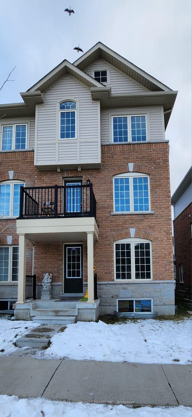 113 Ainley Road • Ajax, ON photo 2