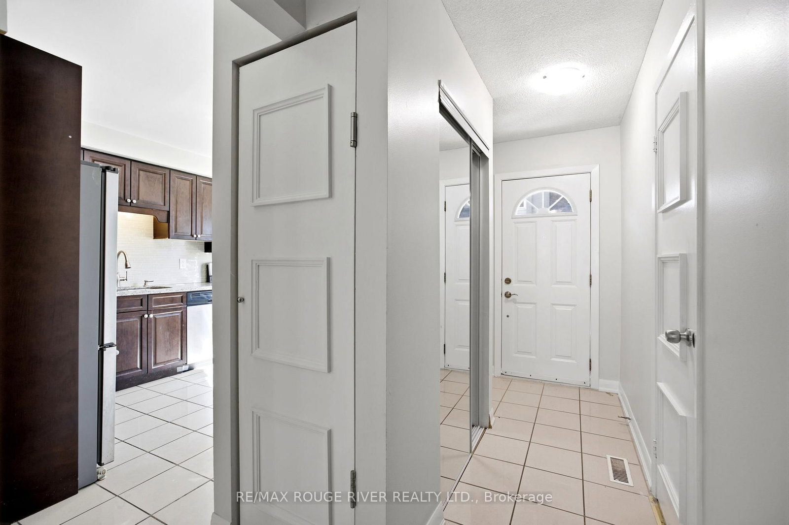 21 Livonia Place • #76 • Toronto, ON photo 2