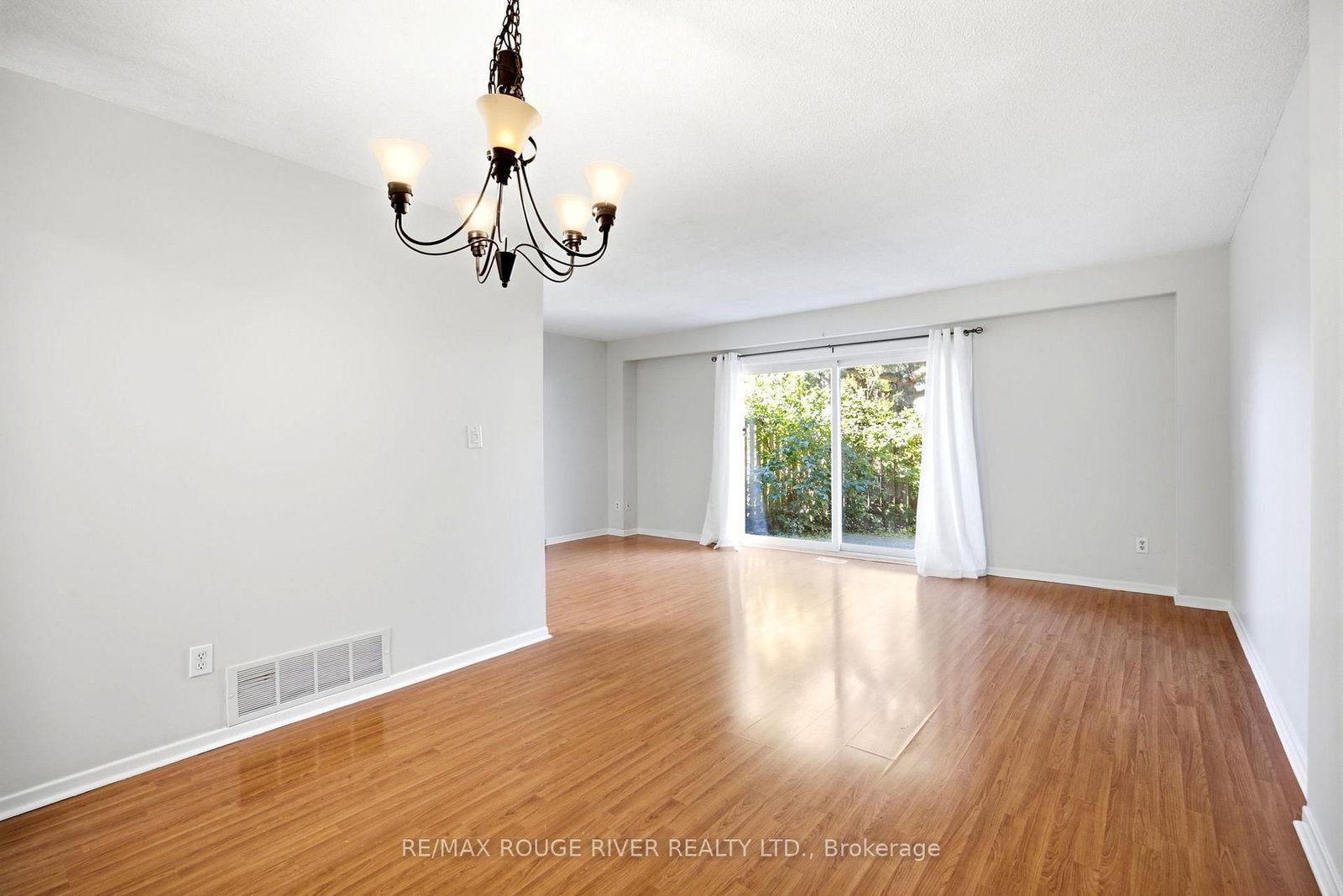 21 Livonia Place • #76 • Toronto, ON photo 8