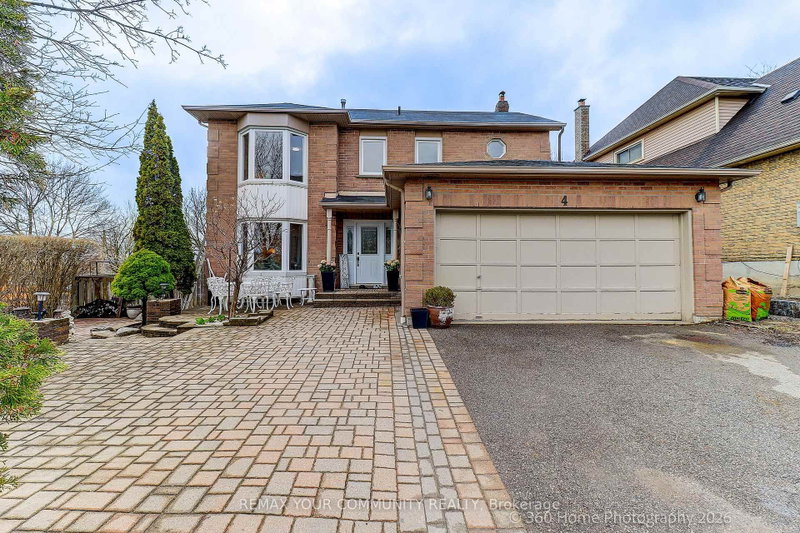 4 Mayflower Street S