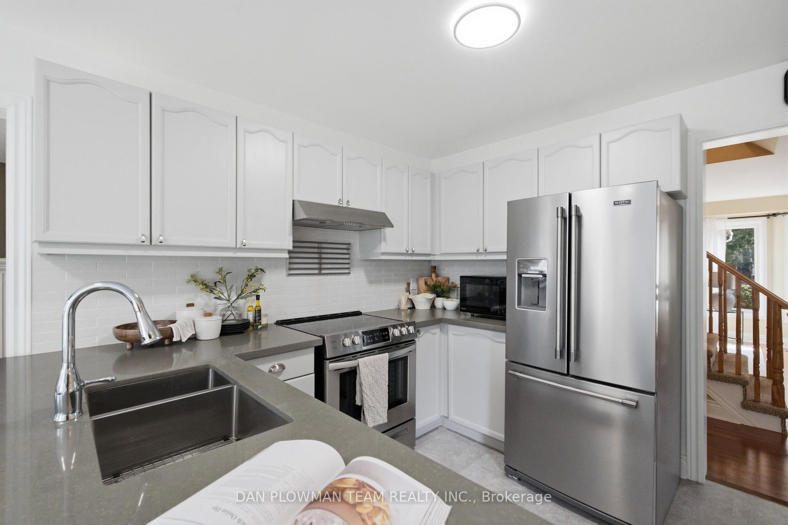 6 Saddlebrook Court • Clarington, ON photo 10