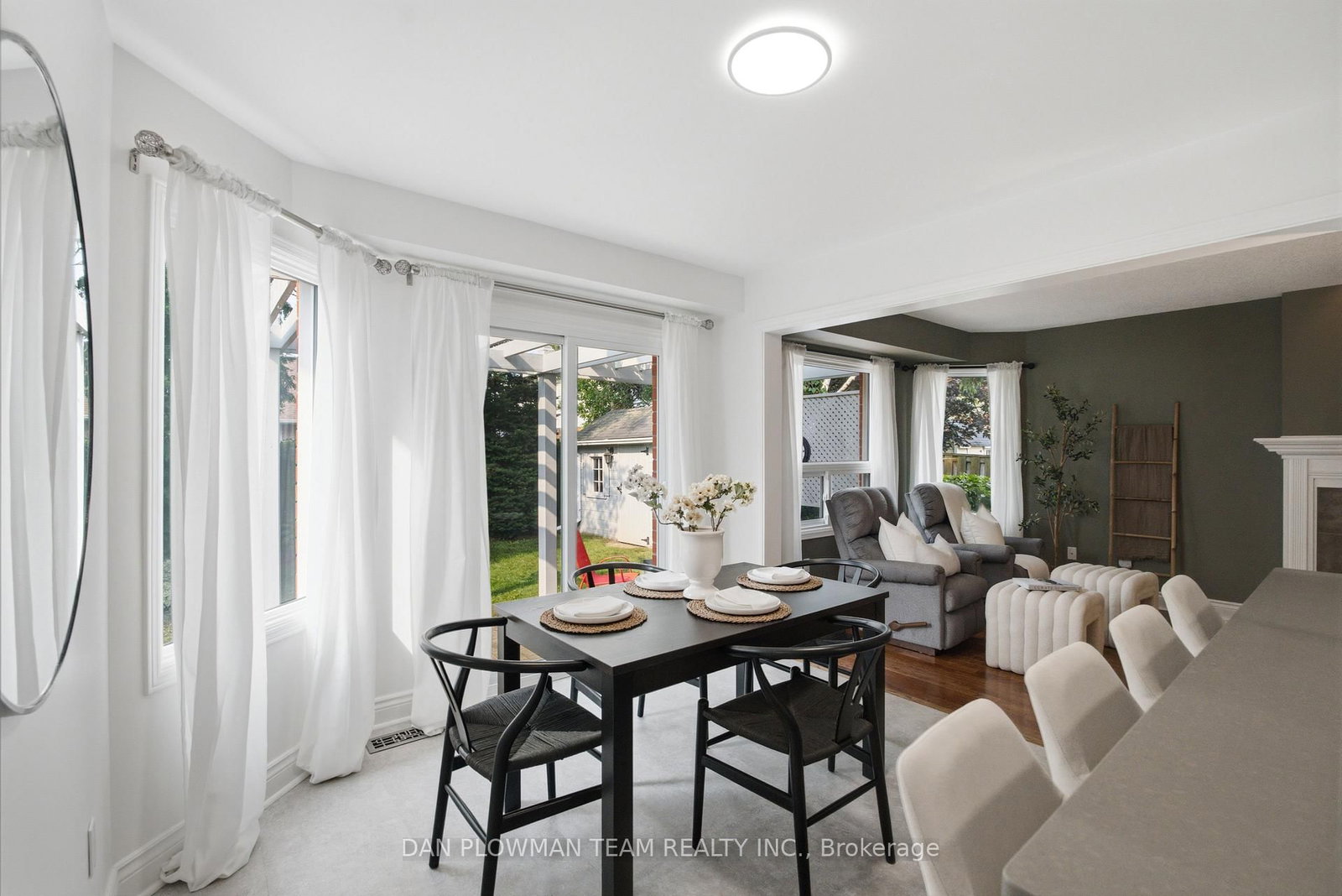 6 Saddlebrook Court • Clarington, ON photo 12