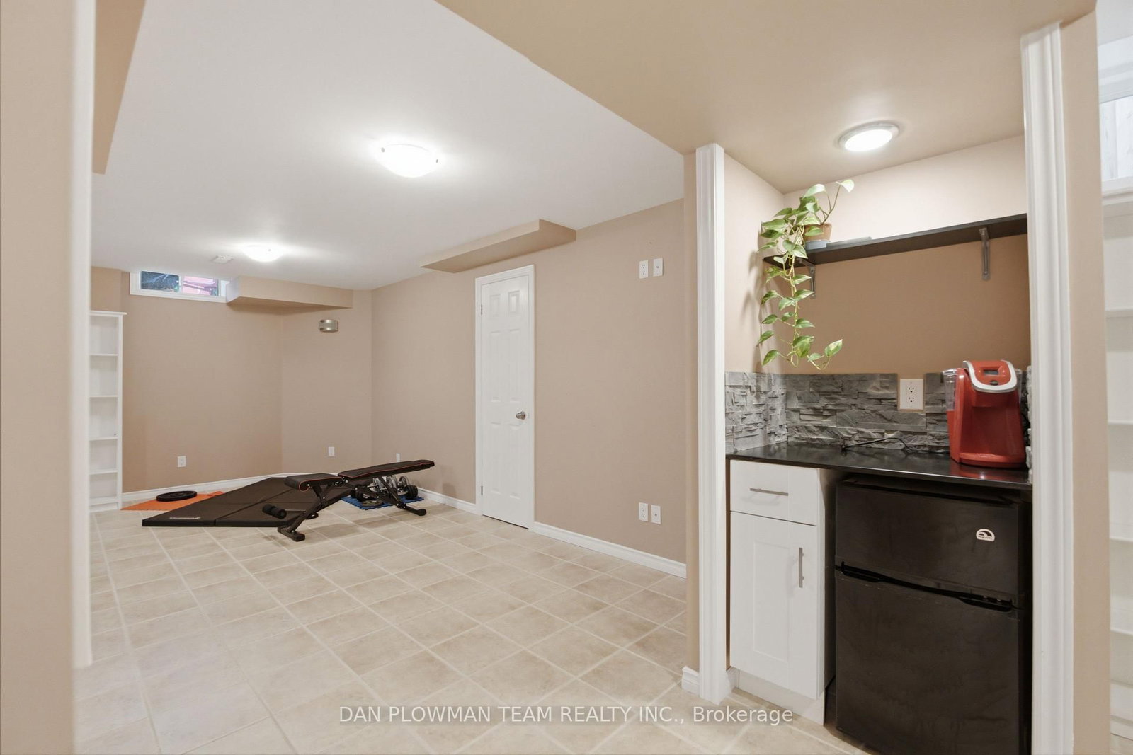 6 Saddlebrook Court • Clarington, ON photo 36
