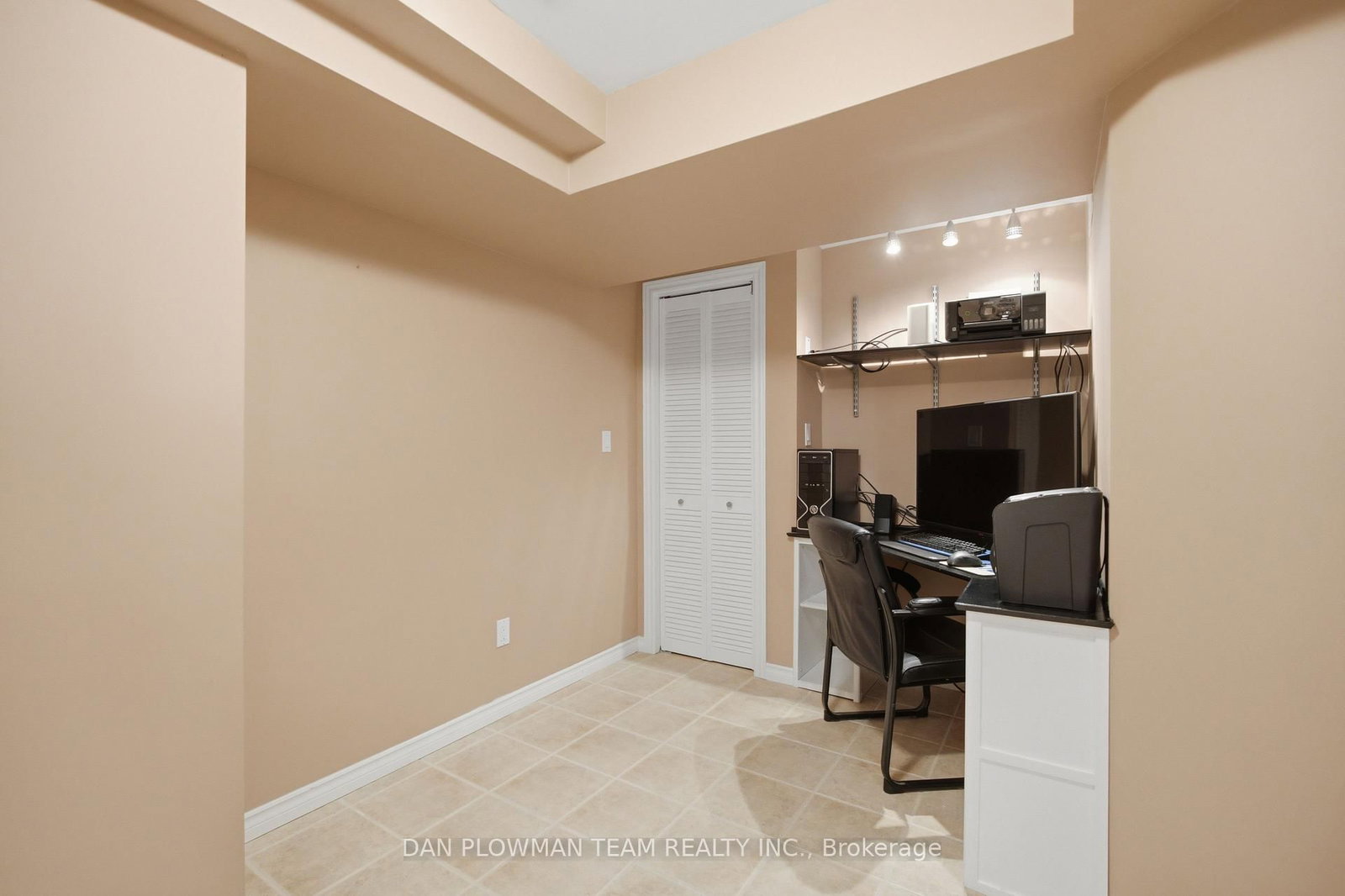 6 Saddlebrook Court • Clarington, ON photo 37