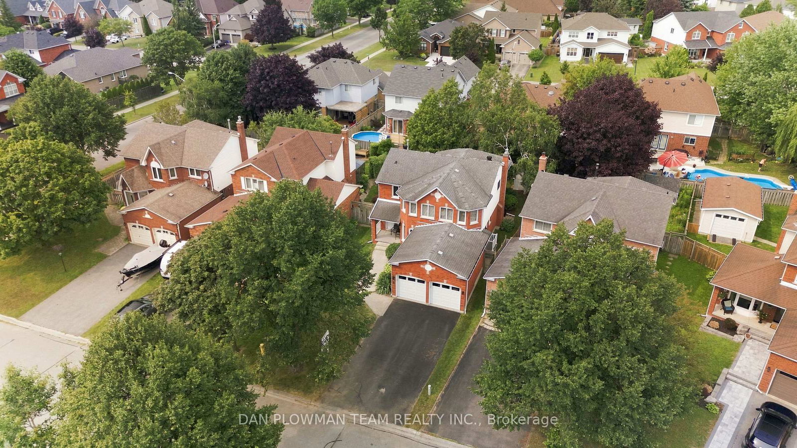 6 Saddlebrook Court • Clarington, ON photo 42