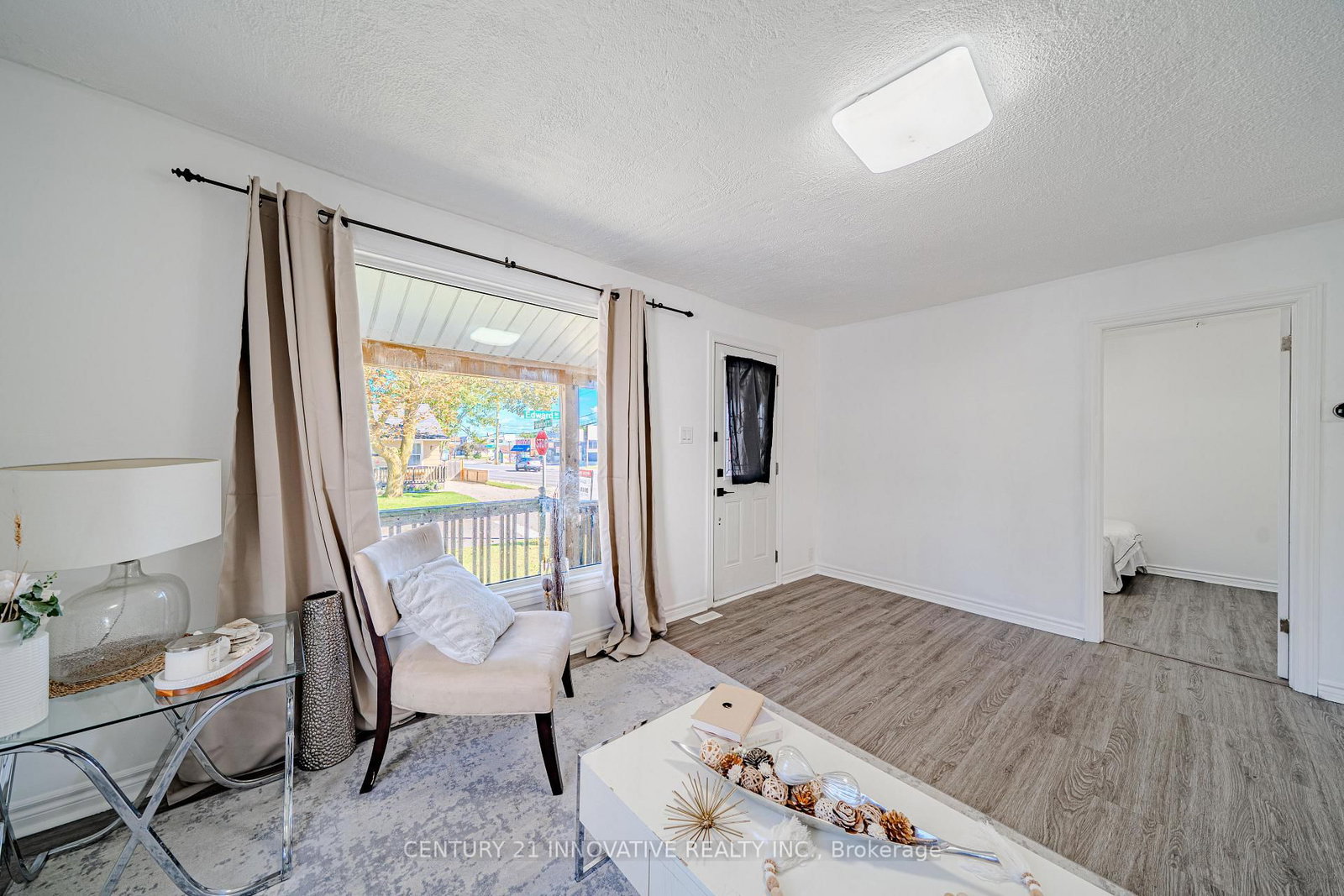 1 Edward Street • Ajax, ON photo 12