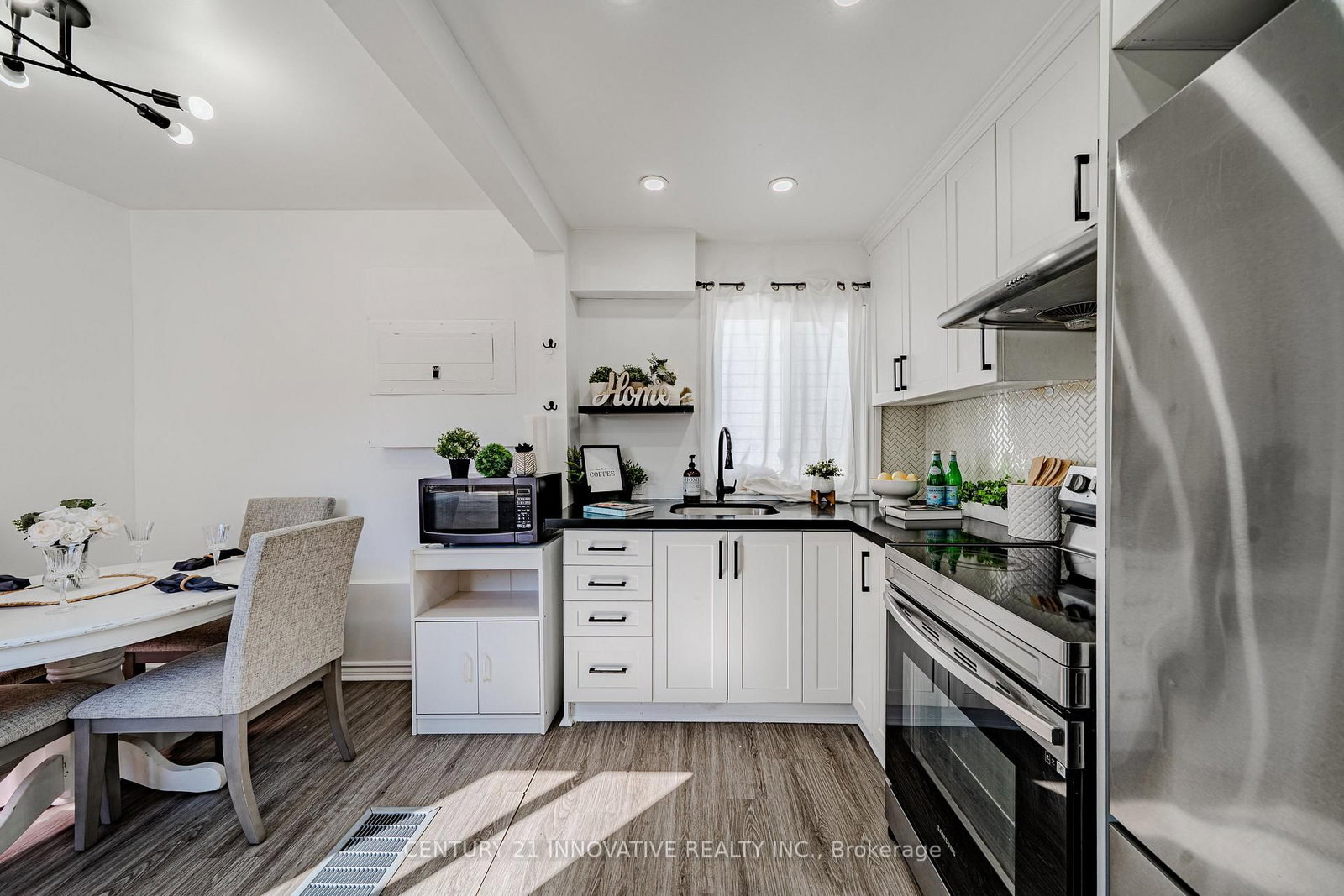 1 Edward Street • Ajax, ON photo 13