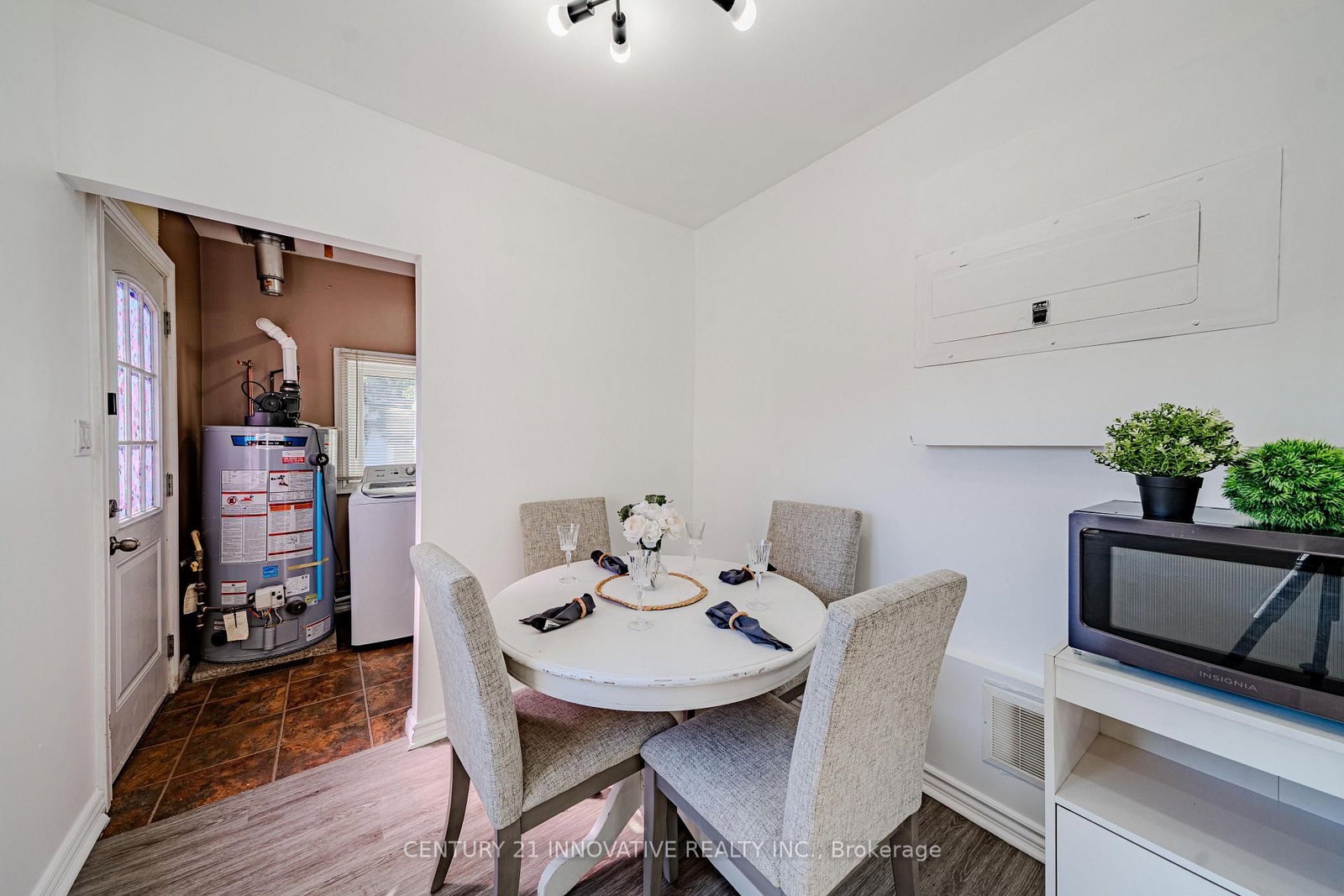 1 Edward Street • Ajax, ON photo 17