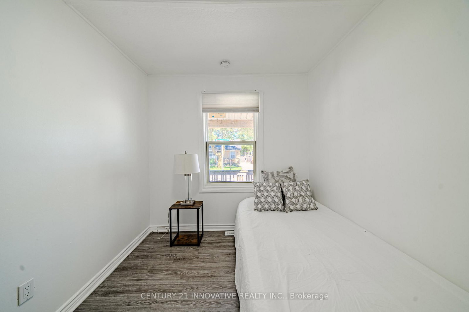 1 Edward Street • Ajax, ON photo 27
